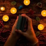 como barajar las cartas del tarot