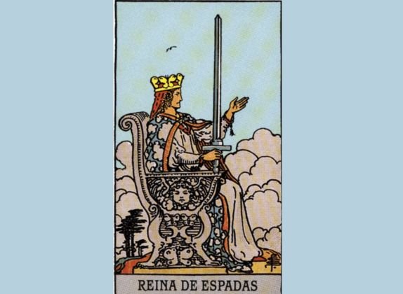 reina de espadas tarot